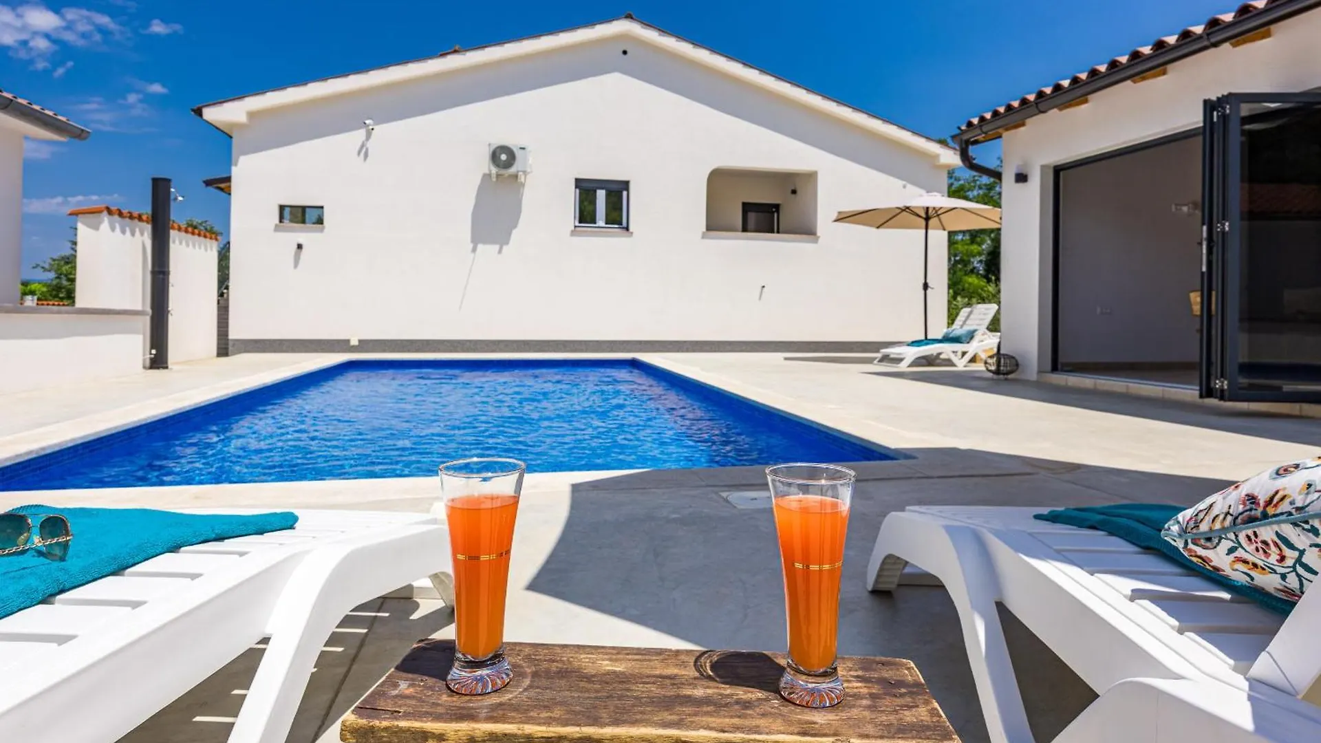 Nature Lovers Retreat - Casa Irena With Pool Kršan